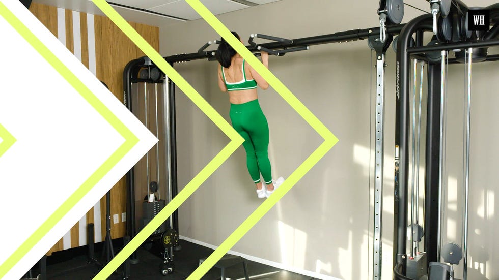 A video preview showing editors testing various exercise dresses for performance and comfort.