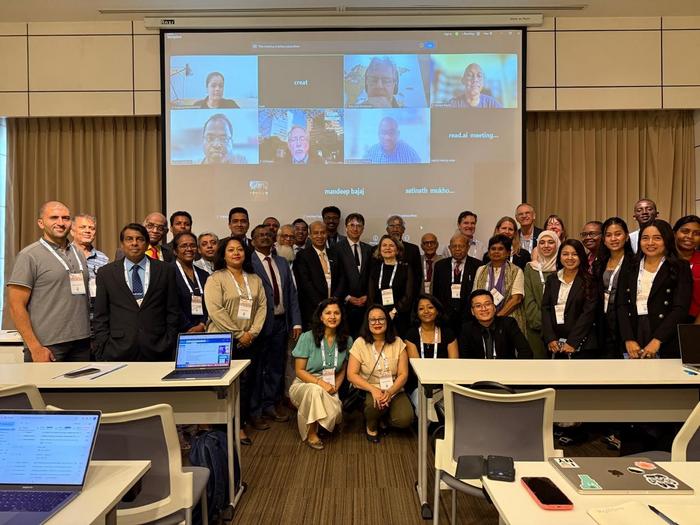 A group of medical professionals and experts meeting at the IDF World Diabetes Congress in Bangkok.