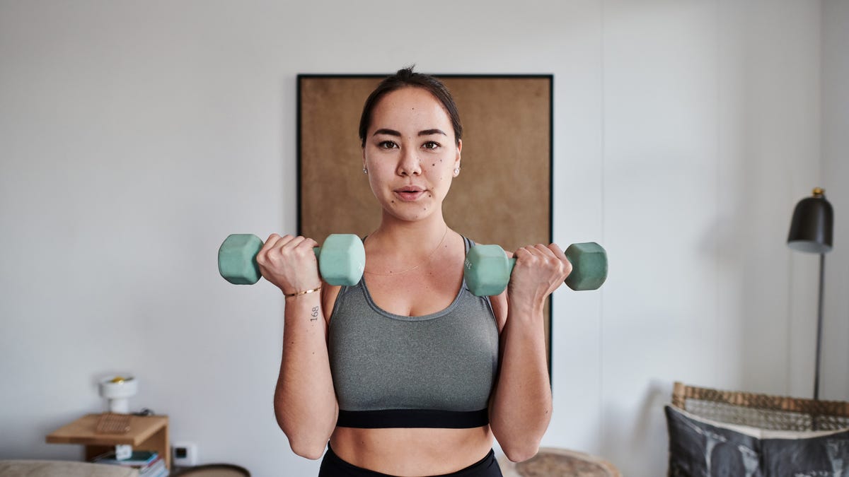 Weight Lifting for Beginners: A Pro Trainer's Guide